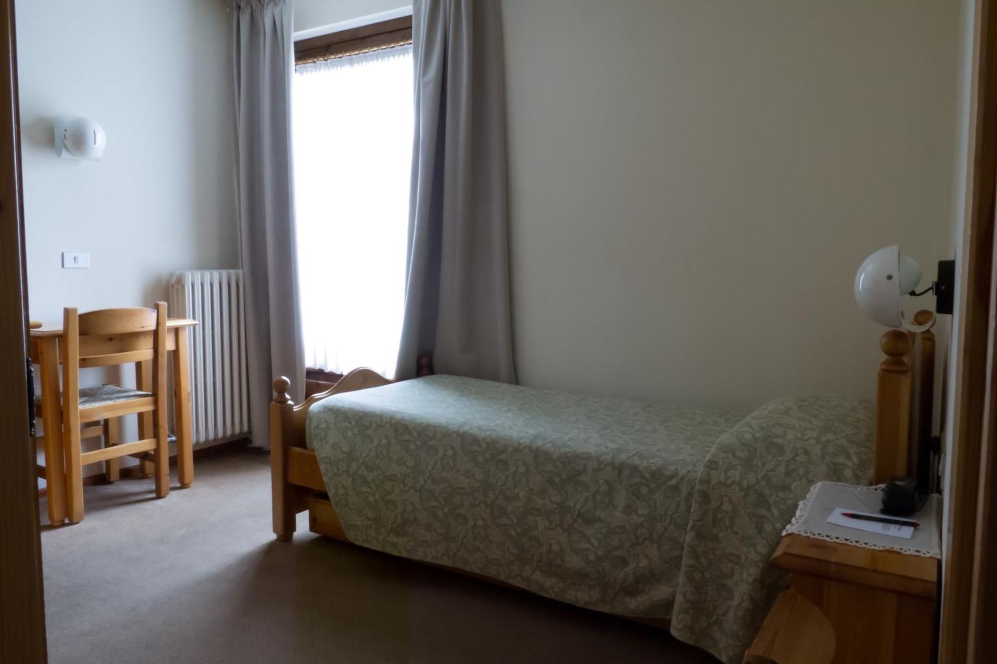 Hotel Valdotain Вилньов Екстериор снимка