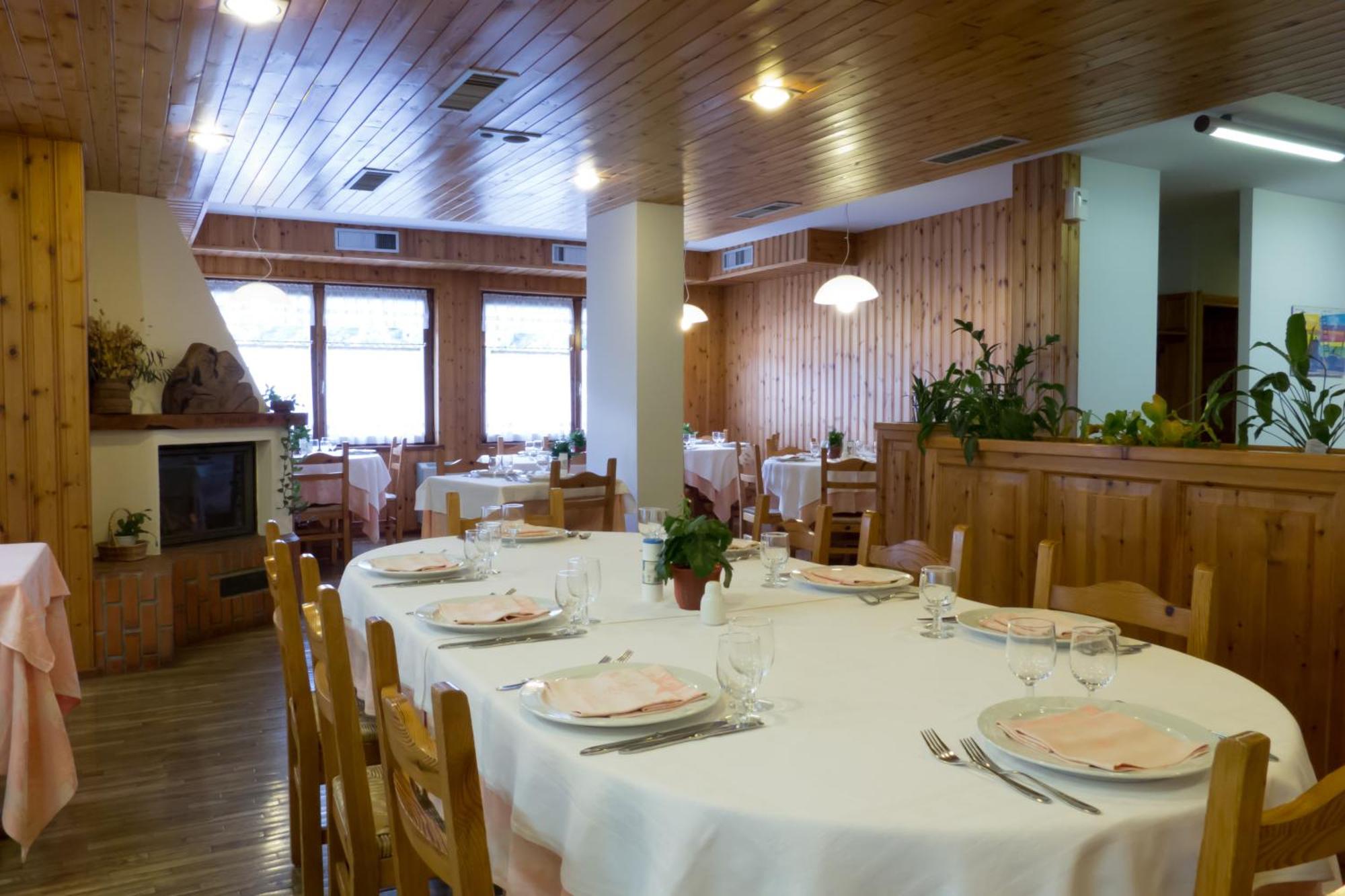 Hotel Valdotain Вилньов Екстериор снимка