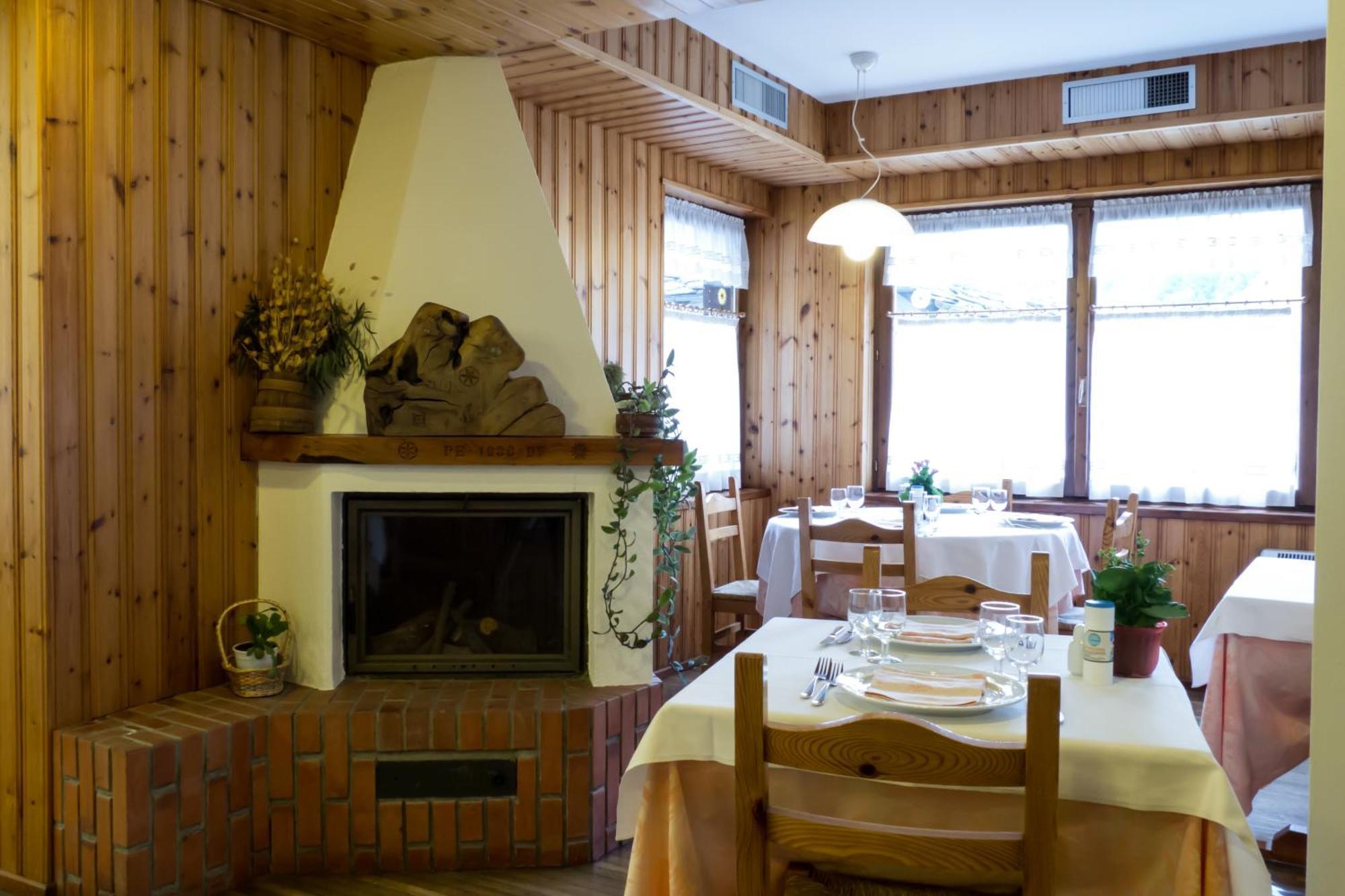 Hotel Valdotain Вилньов Екстериор снимка