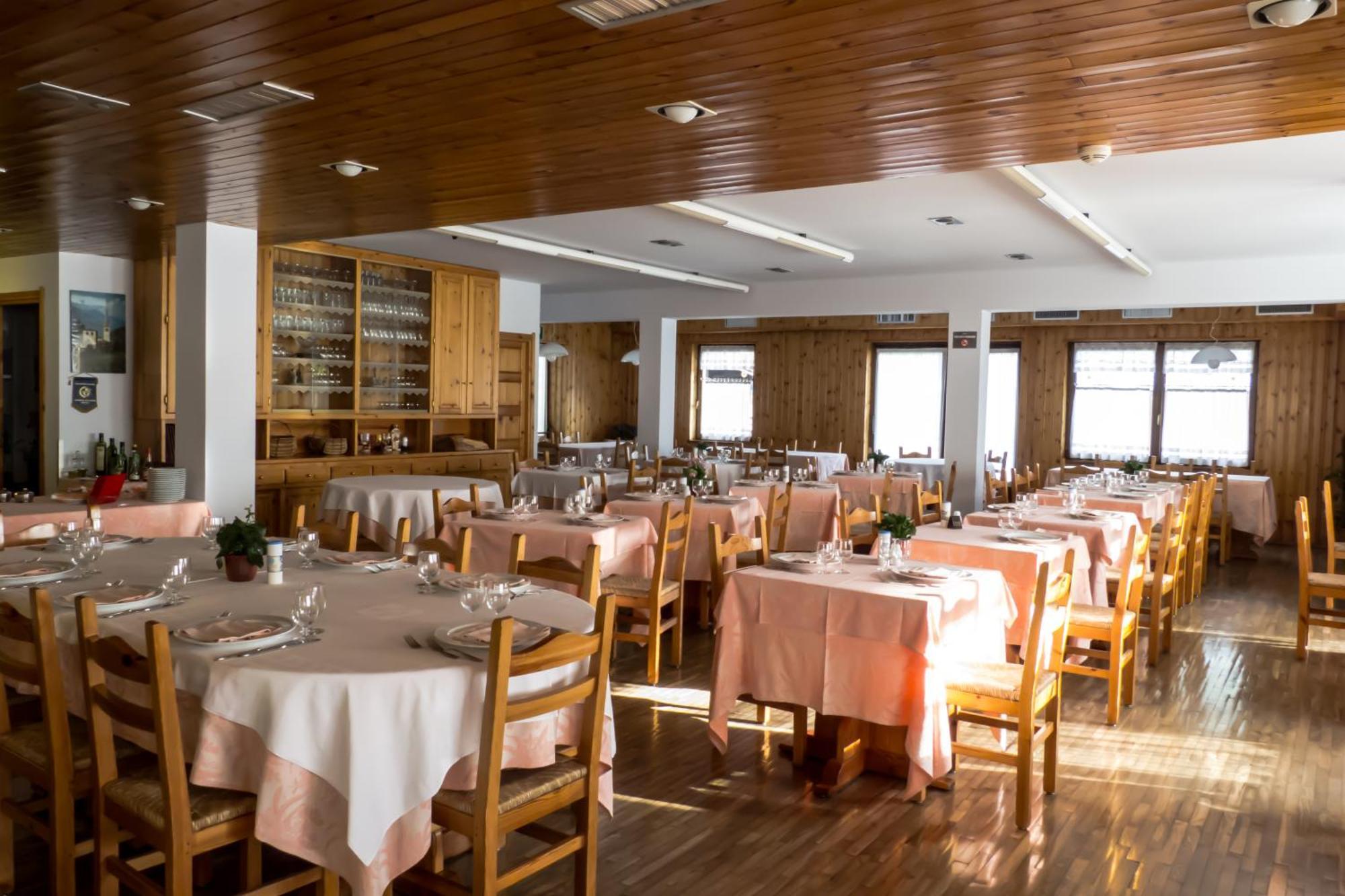 Hotel Valdotain Вилньов Екстериор снимка