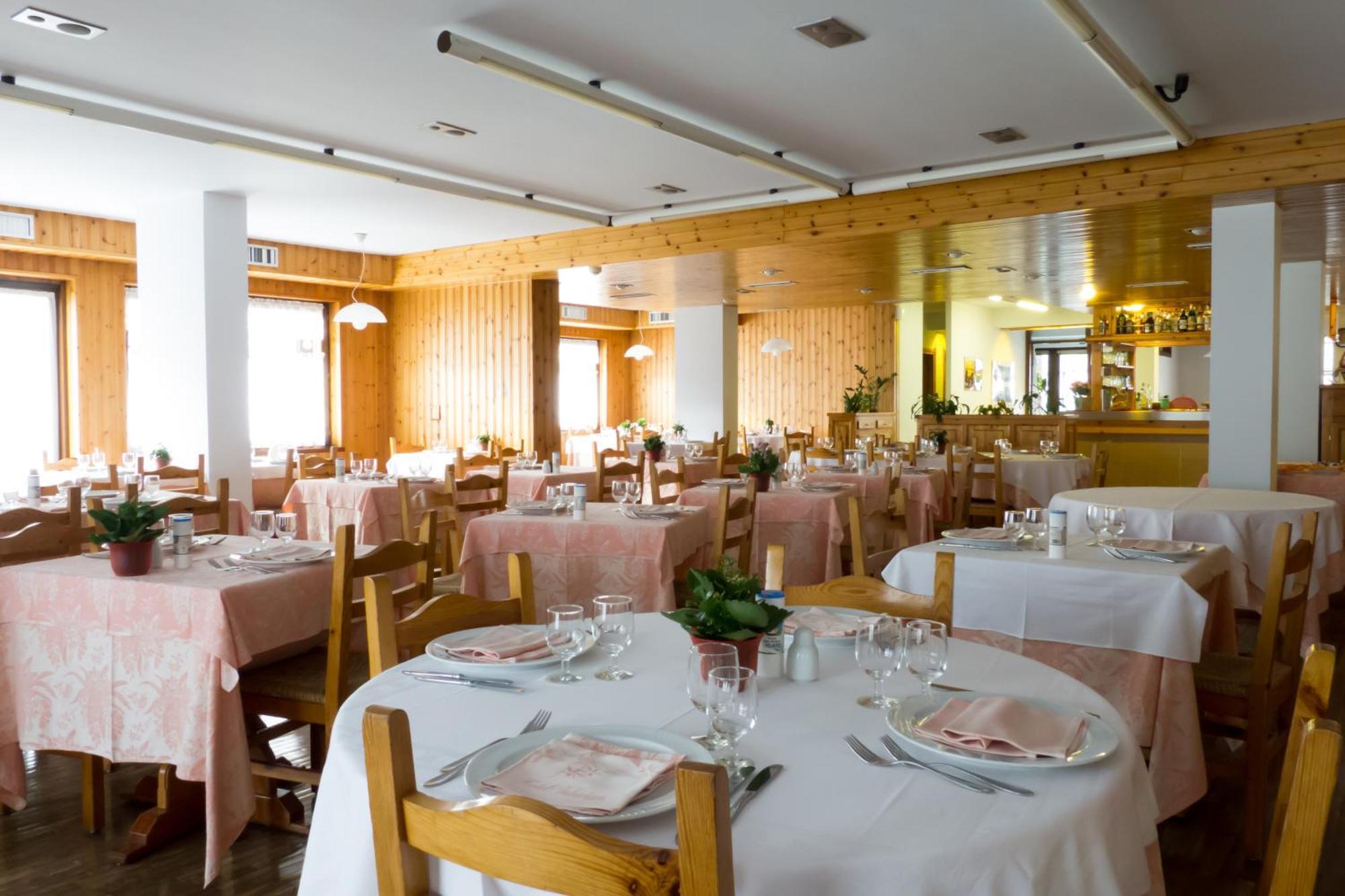 Hotel Valdotain Вилньов Екстериор снимка