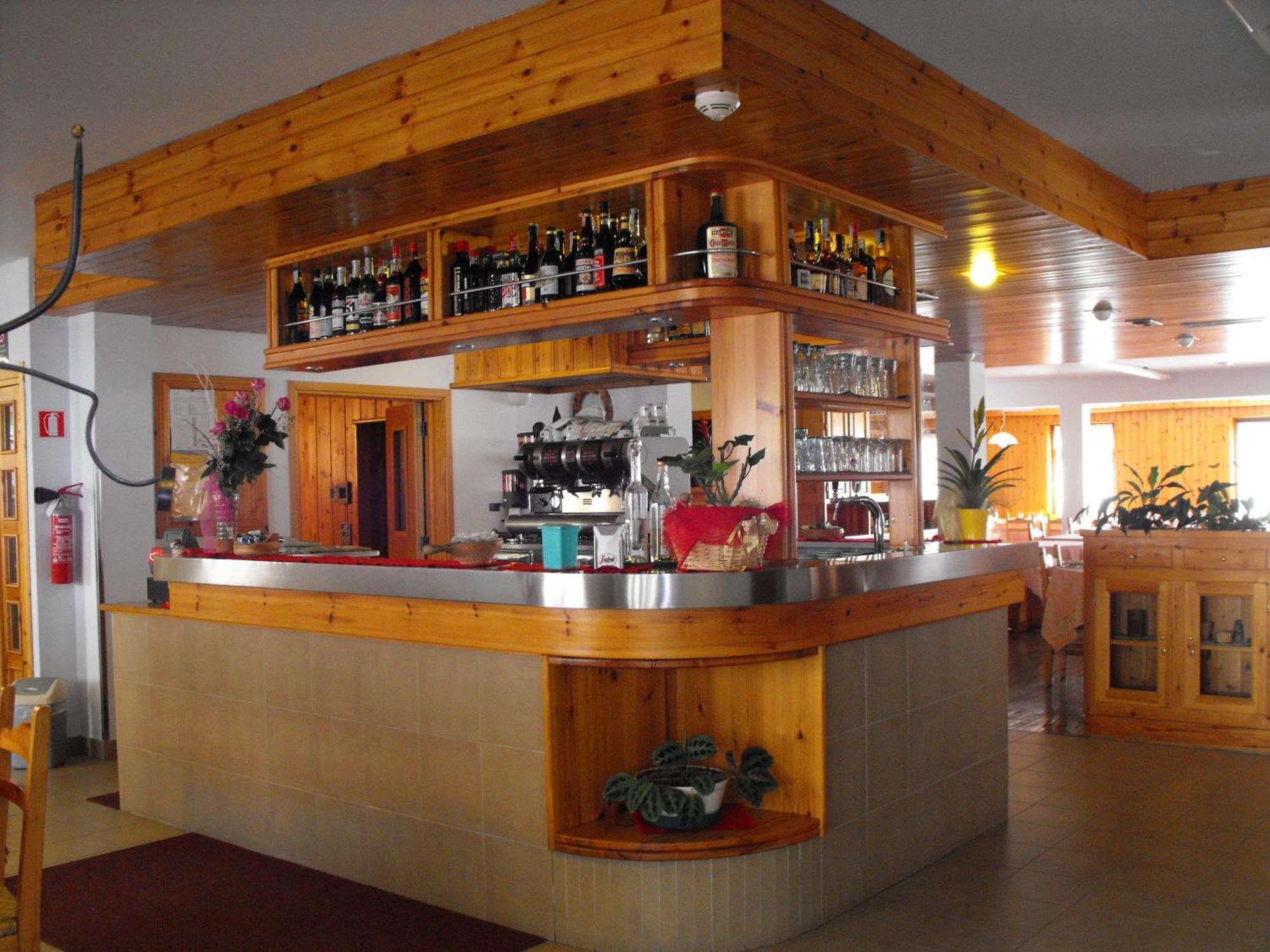 Hotel Valdotain Вилньов Екстериор снимка