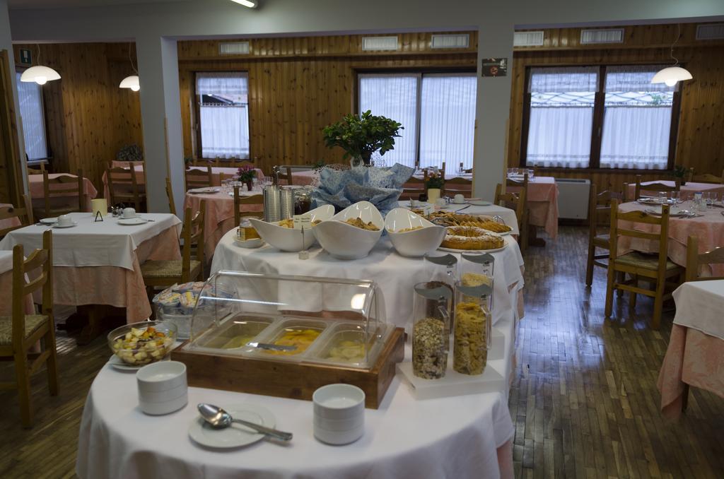 Hotel Valdotain Вилньов Екстериор снимка