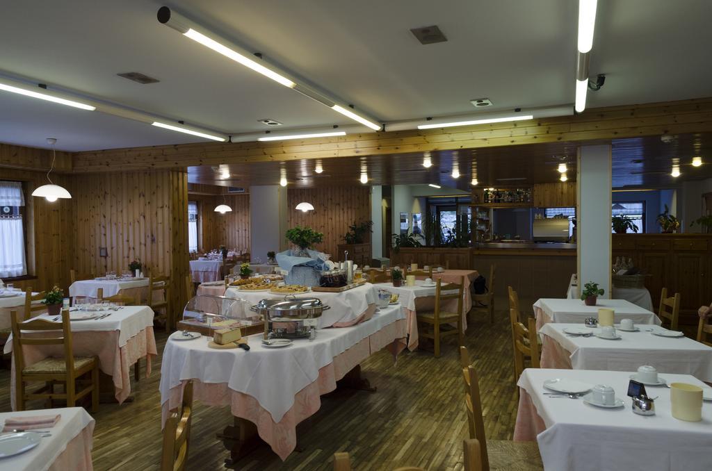 Hotel Valdotain Вилньов Екстериор снимка