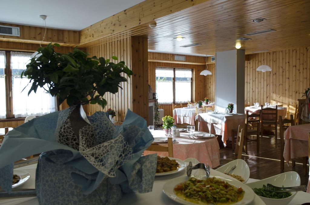 Hotel Valdotain Вилньов Екстериор снимка