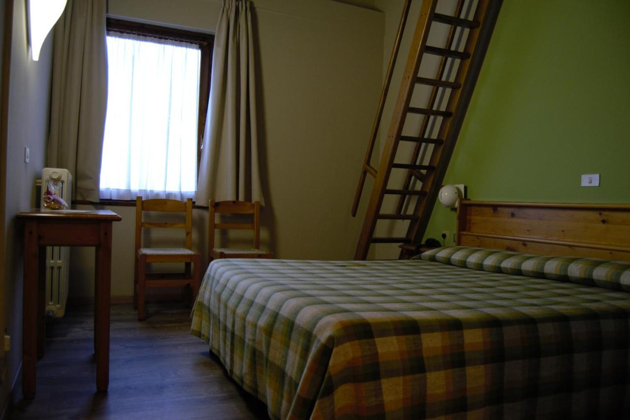 Hotel Valdotain Вилньов Екстериор снимка